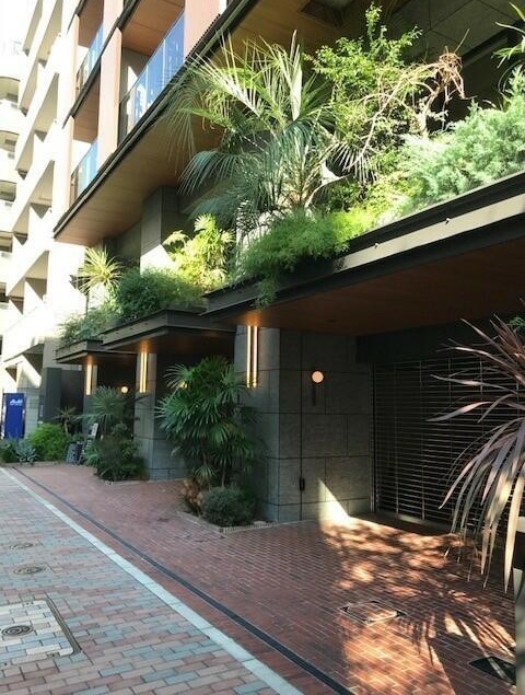 ⼋丁堀駅徒歩4分！複数路線利用可能☆お洒落な外観・飲食店居抜き物件