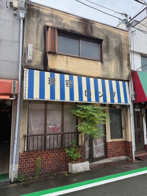 ⼗三駅徒歩3分！和室・収納スペースあります☆1棟貸し店舗物件