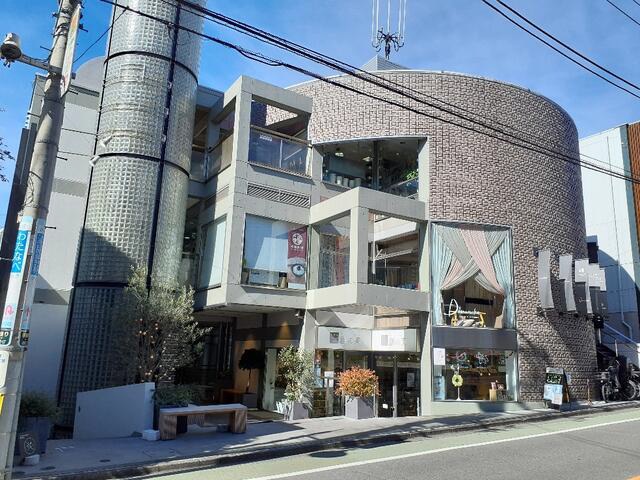 ⾃由が丘駅徒歩5分！外観美麗・セキュリティー完備◎スケルトン物件