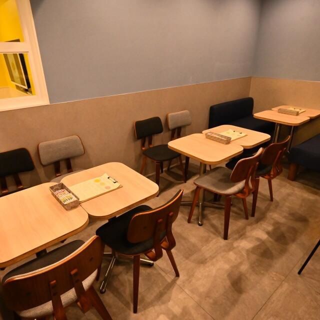 【国⽴市・国立駅徒歩3分】国⽴の商店街沿い/家賃26.4万×約11坪有名ビストロ居抜き物件