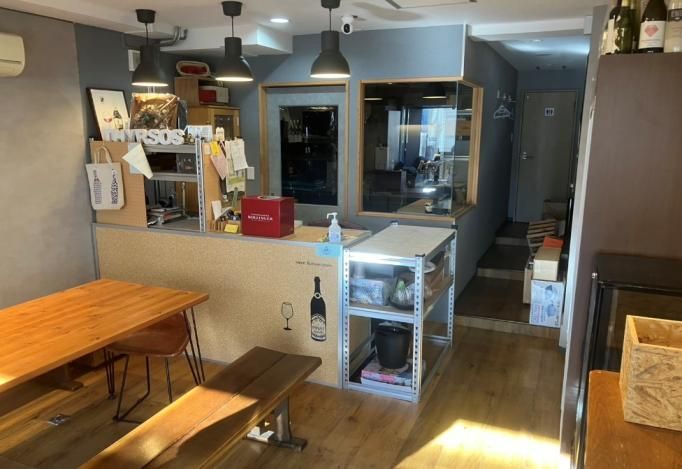 【大田区・梅屋敷】商店街沿い1階路面／生活動線で“毎日売上が立つ”小箱ダイニング・バル居抜き（約10坪）