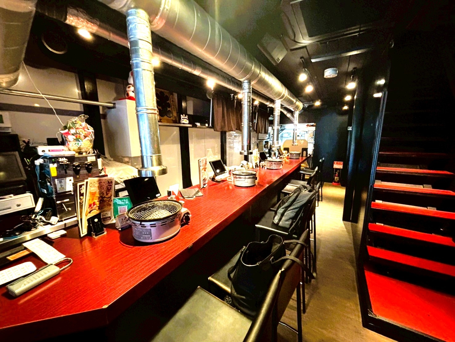 【大阪市中央区】心斎橋徒歩5分／間口広め好立地物件／前業態焼肉／40坪