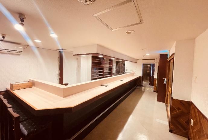 【川口市・西川口駅徒歩5分】並木通り沿い／夜で勝つ2階11坪・カラオケ可飲食居抜き