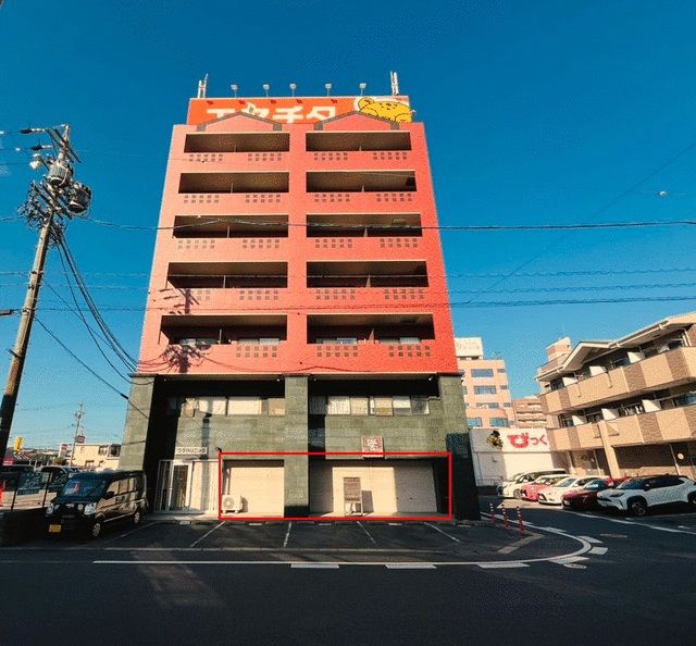 【愛知県半⽥市・青山駅徒歩2分】駅近・角部屋1階路面店/スケルトン物件（約27坪）