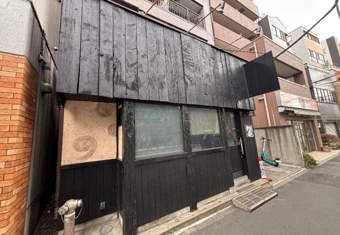 【新宿区・落合駅徒歩3分】早稲田通り交差点／家賃29.7万×13坪ラーメン居抜き（1階路面）