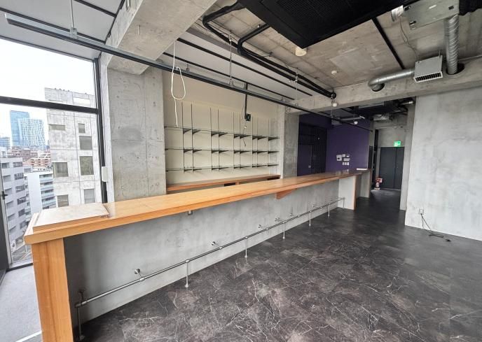 【渋谷区】恵比寿駅徒歩5分/人気の恵比寿エリア/バー居抜き物件/約16.58坪