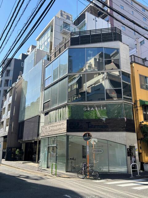 【港区】⿇布⼗番駅1分/駅出てすぐ/複数階/新耐震基準◎/居抜き物件