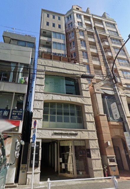 【港区】表参道駅徒歩5分/人気エリア/新耐震基準◎/角部屋/12坪/飲食店物件