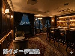 【港区南⻘⼭・表参道駅徒歩5分】1フロア1テナント／飲食可・角部屋・24時間利用可（約10坪）