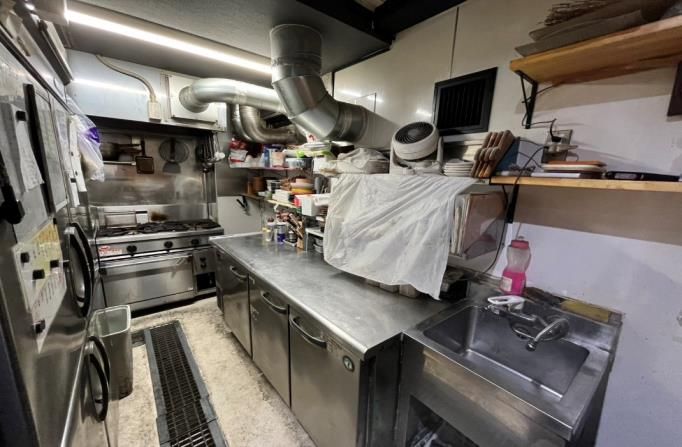 【神奈川県大和市】大和駅徒歩3分/内装美麗/1階路面/角地/視認性◎/居酒屋居抜き物件/約15.71坪