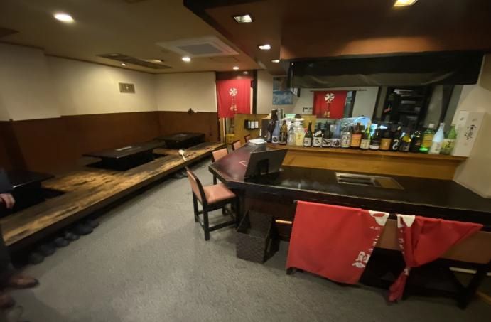 【福岡市中央区・薬院大通駅1分】42,000人が動く生活動線上／平日売上が作れる《重飲食可》焼肉居抜き1階路面