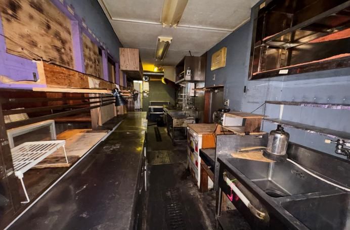 【蕨駅徒歩5分】1階路面の居酒屋居抜き物件／約17.1坪・視認性良好／蕨駅で飲食店開業向けの居抜き店舗