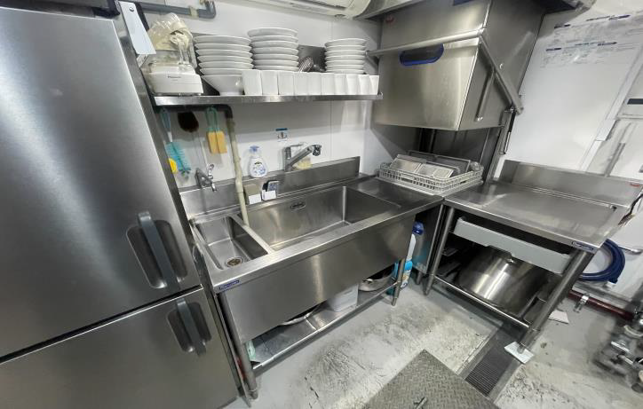 仲御徒町駅徒歩3分！内装美麗のラーメン店居抜き店舗物件