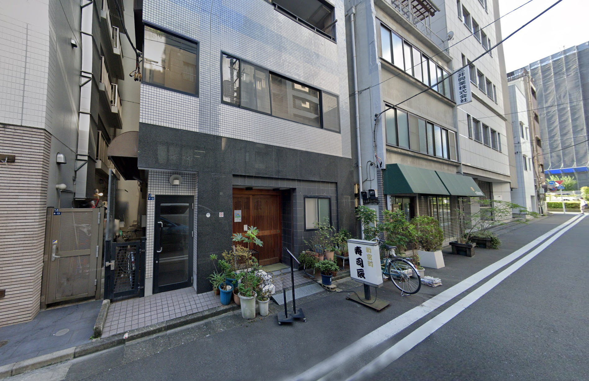 新富町駅徒歩1分！路面寿司屋居抜き店舗物件