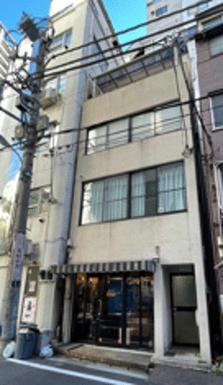 新富町駅徒歩4分！複数路線使用可能の好立地☆駅近・角部屋物件