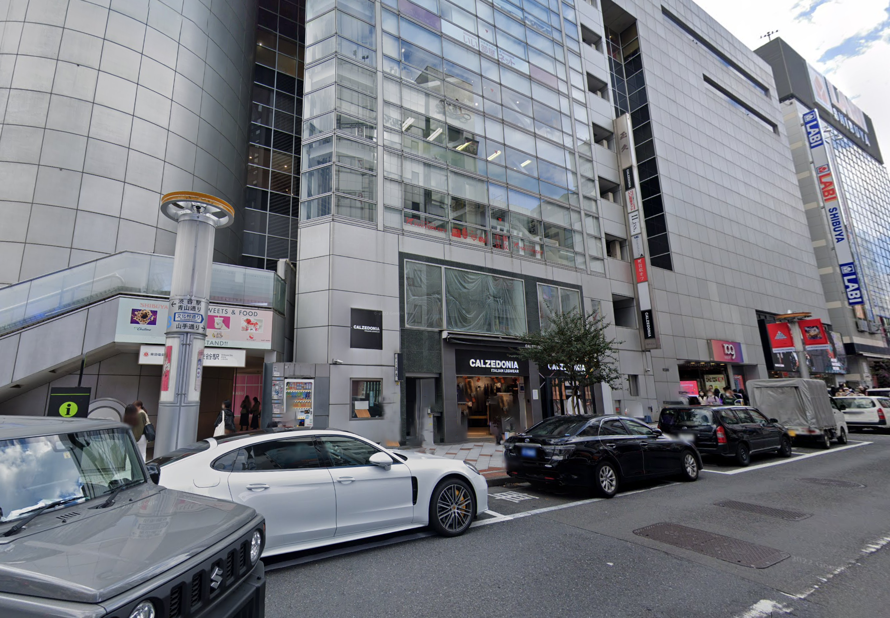 渋谷駅徒歩1分！文化村通り沿いの路面店舗物件