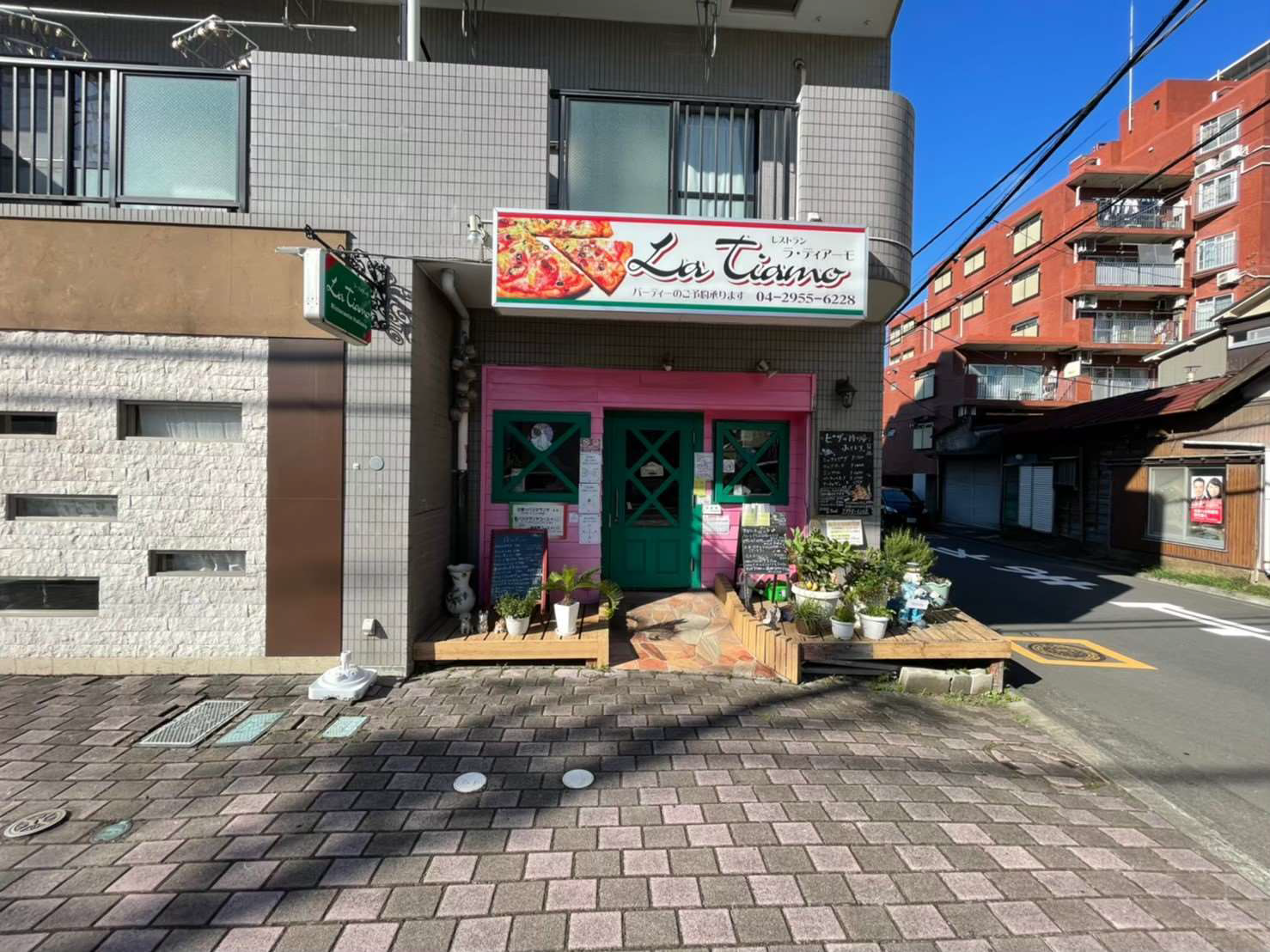狭山市駅徒歩5分！1階路面のイタリアン居抜き店舗物件