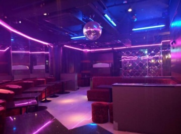 竹ノ塚駅徒歩2分！駅近・24時間営業可能☆お洒落な内装BAR居抜き物件