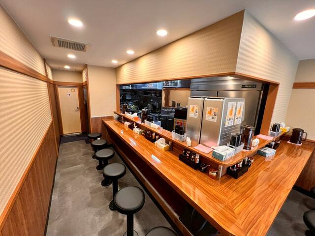 茅場町駅徒歩5分！24時間利用可能☆内装美麗・カウンター付き飲食店物件