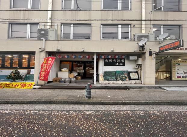 関内駅徒歩4分！福富町仲通り沿いの居酒屋居抜き店舗物件