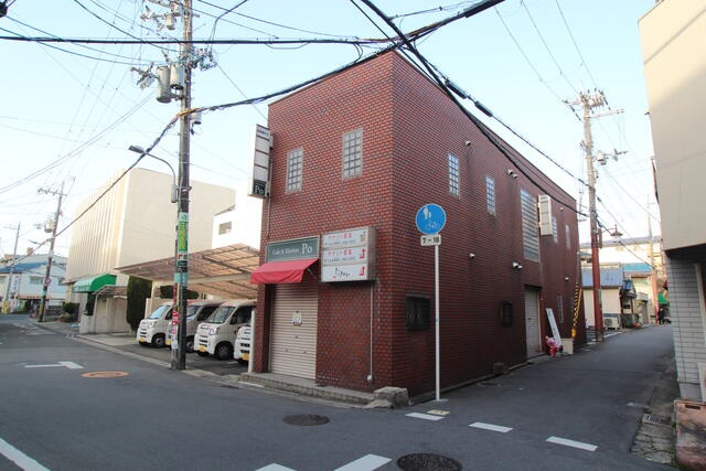 高槻駅徒歩4分！駅至近・カウンター付き☆定食屋に最適居抜き物件